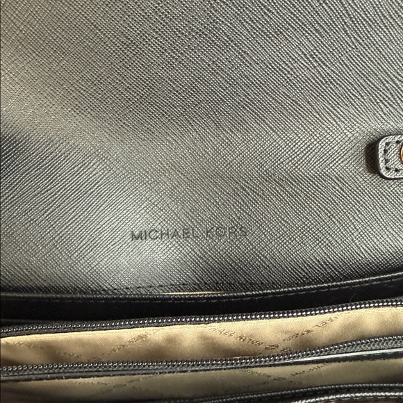 Michael Kors Jet Set Luggage Wallet on a Chain MK Signature Crossbody Bag - Picture 5 of 14